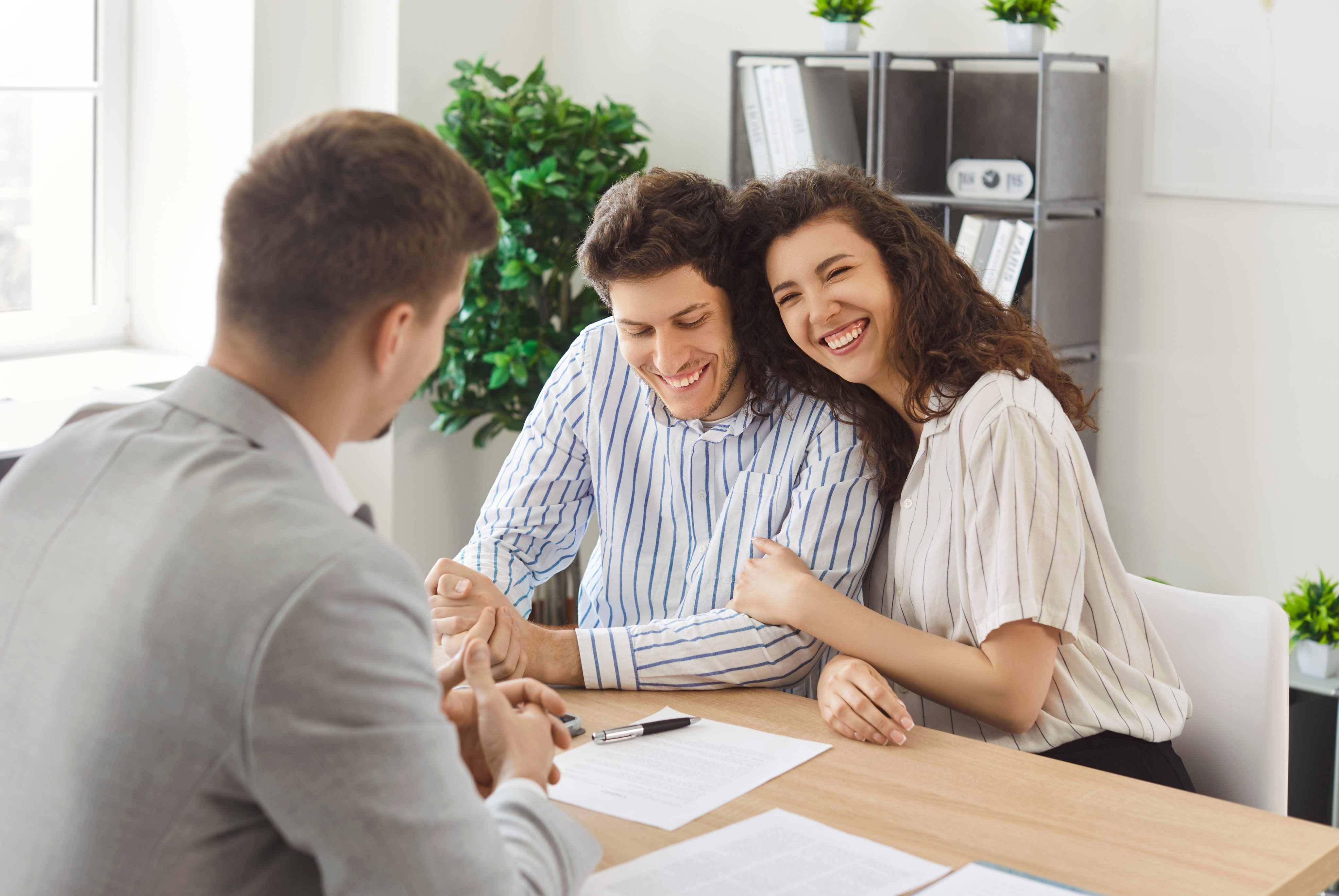 ¿Quién representa realmente tus intereses cuando compras una vivienda?